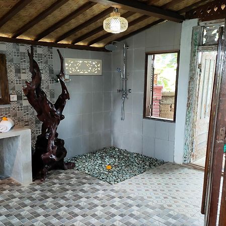 Villa Kts - Kubu Tepi Sawah Selemadeg Exterior foto